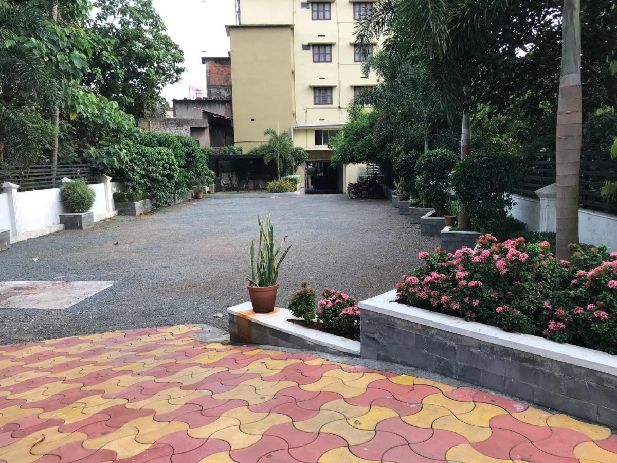 The Rubis Hotel Kottakkal Luaran gambar
